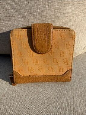 Dooney & Bourke Tan Logo Zip Around Wallet